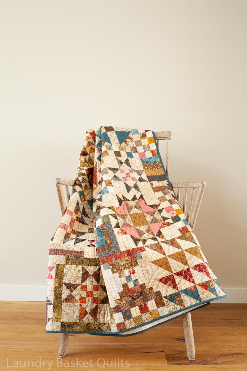 Farmyard Rooster Quilted Laundry Basket NCU0TH3116