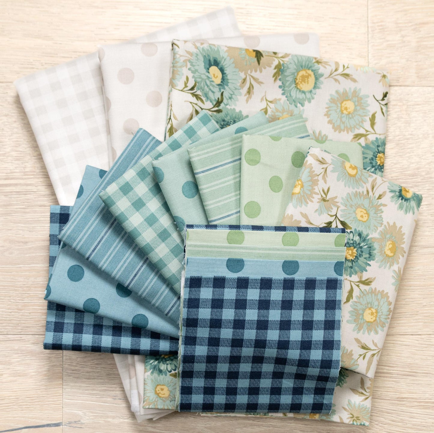 Virginia Star - Jelly Roll Quiltessential Cool Fabric Kit