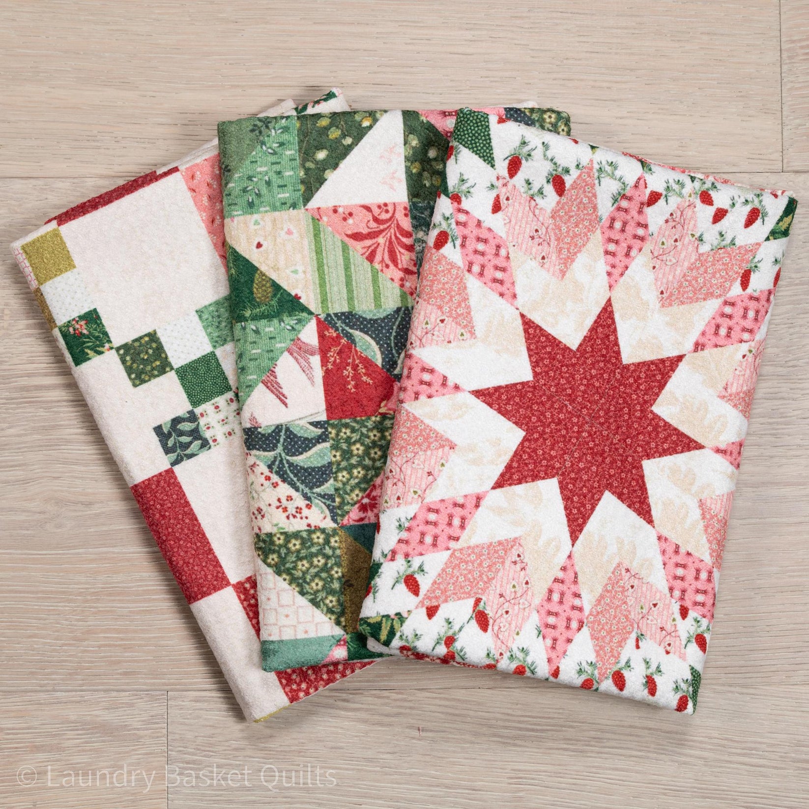 Evergreen Christmas Tree Quilted Laundry Basket NCU0HNH482